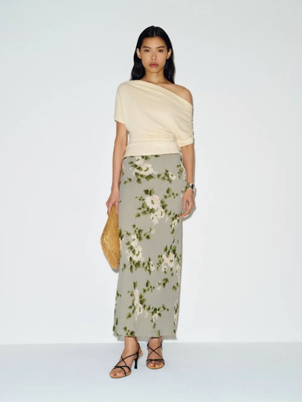 Reformation Petites Layla Skirt Green - Size 0P. NEVER WORN WITH TAGS.